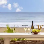 Mackenzie Beachfront Apartment
