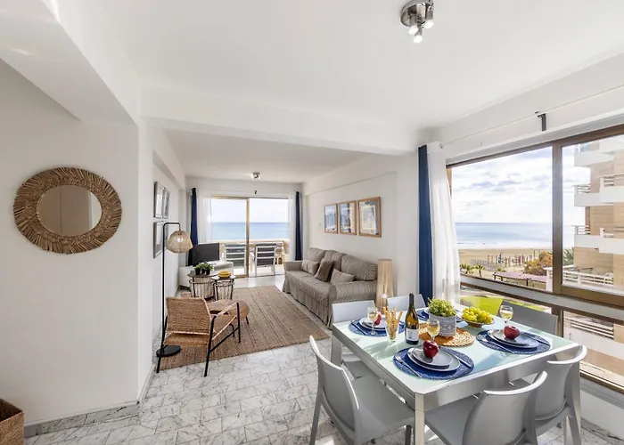 Mackenzie Beachfront Apartamento Lárnaca