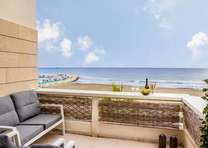 Mackenzie Beachfront * Lárnaca