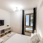 Mackenzie Beachfront * Larnaca
